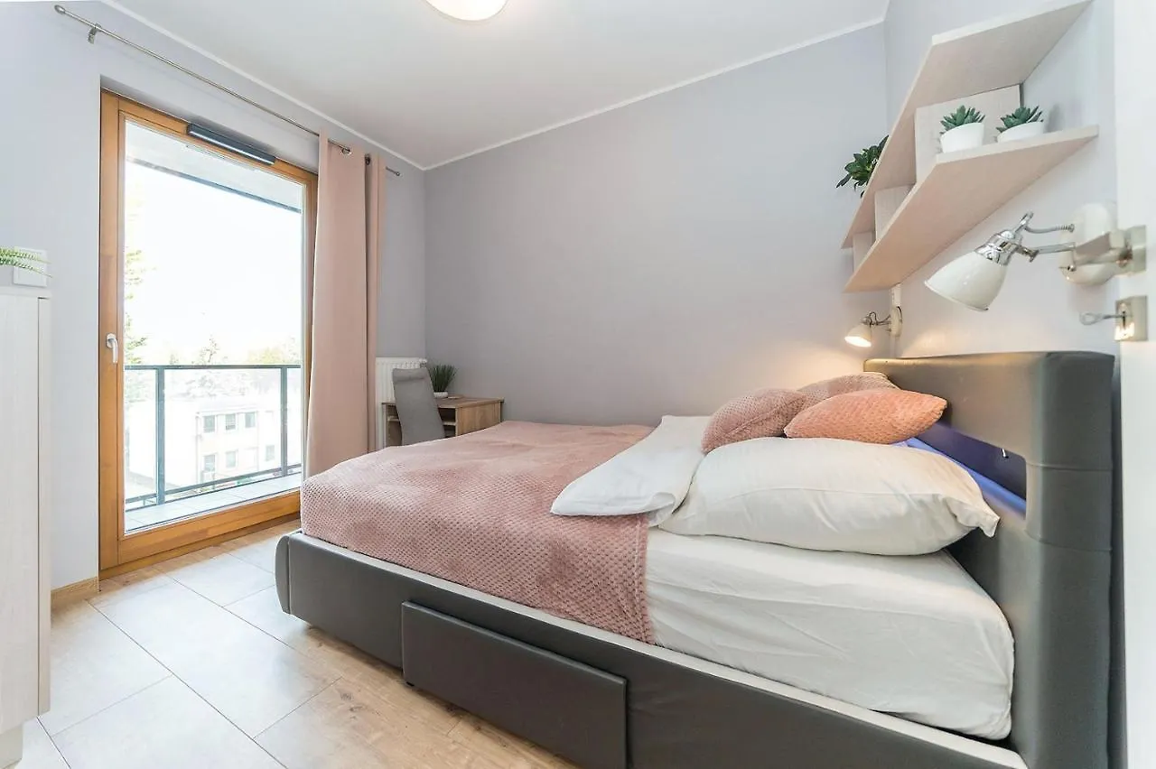 Apartamenty Zajezdnia Wrzeszcz, Bh Properties Gdansk